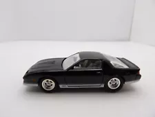 1982 CHEVY CAMARO Z28 1999 JOHNNY LIGHTNING CAMARO COLLECTION 1:64 DIE-CAST