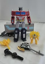 Netflix Transformers War for Cybertron Earthrise Optimus Prime Walmart & Trailer