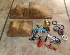 Spinmasters BMX Bike Dirt Ramps/Jumps with Bikes and Parts