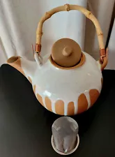 Bamboo Handled Tea Pot with Strainer