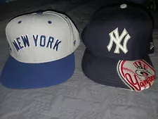 2 New York Yankees Hats Size 7 5/8