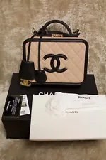 CHANEL Caviar Quilted Medium CC Filigree Vanity Case - w/ PADLOCK + 2 KEYS - NWT