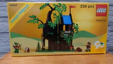 LEGO Forest Watch House Forestman 40567 Not for Sale