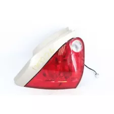 2005 Nissan Maxima RL Tail Light Assembly Part Number - 265207Y025