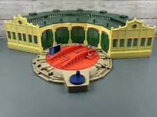 Thomas & Friends Trackmaster Tidmouth Sheds With Roundtable Set , 2009