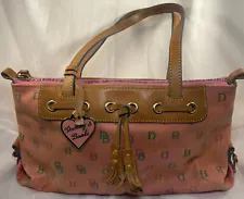 Dooney & Bourke Signature Pink Barrel shoulder bag Y2K Purse Vintage