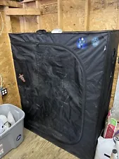 iPower GLTENTXS1 Mylar Hydroponic Grow Tent