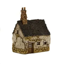 Miniature House with Chimney (Small) TO 4910 Miniature Fairy Garden