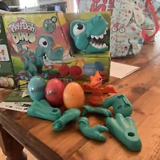 Play-Doh Dino Crew Crunchin' T-Rex Toy for Kids 3 Years and Up with Dinosaur