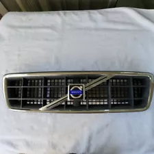 Volvo C70 V70 S70 V70XC Grille # 9178483. Years 1998 -2004. (For: 1998 Volvo S70 GLT)