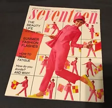 Vintage SEVENTEEN magazine - June 1967 - amazing condition! Fashion culture