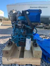 1990 Isuzu UM6BD1MTC-3. 6 CYLINDER 225 HP MARINE DIESEL ENGINE Twin Disc Gearbox