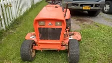 1975 Allis chalmers 712s.