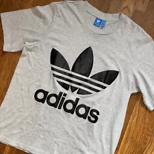 Adidas Trefoil Big Logo T-Shirt Short Sleeve Mens Large Gray Black Faux Leather