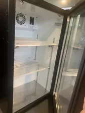 IDW G1.5 Commercial Refrigerator and Cooler Mini Fridge with Glass Door