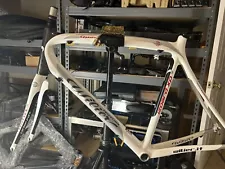 WILIER TRIESTINA - Izoard XP - Carbon frameset - Large 56