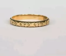 Vintage Floral Patterned 18k Gold Plated Hand Carved Wedding Ring For Sale