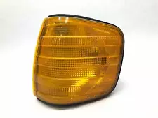 1981 - 1987 Mercedes 300SD W126 Lh Drivers Fender Mtd Turn Signal Light *Cracks* (For: 1982 Mercedes-Benz 300SD)