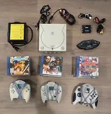 New ListingPAL Dreamcast lot with 14x games, 3x controllers, 2x VMUs, cables to use in US