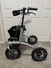 Trionic Walker 12er Syncro Rollator M/L black/black/gray. P/N 24-00-001