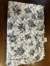 CRACKER BARREL BLACK & WHITE WHOLE CLOTH QUILTED THROW FLORAL ROSE 50X60 NWT