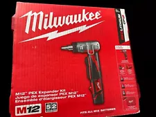 Milwaukee 2474-22 M12 12-Volt PEX Expansion Tool Kit with Hard Case