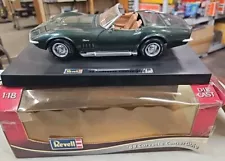 Revell, 1969 Corvette Stingray, 1:18 Scale Model #8829. See Ad. (F11)