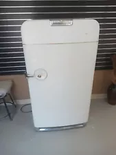 Frigidaire Vintage Refrigerator Freezer - Operational - Good Condition