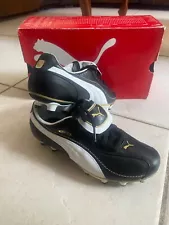 PUMA KING XL 1 FG JR black white and Gold