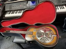 Dobro Model 27 Resonator Guitar, made in USA 1932 in Tobacco burst good w/ case