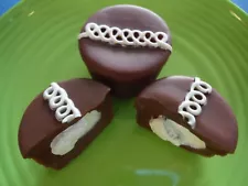 HOSTESS REALISTIC CUP CAKES PLAY FOOD