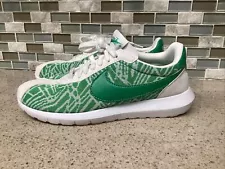 Nike Roshe Running Shoes Women’s Sz 9 Green White Spring Leaf 819845-300