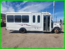 2008 Ford E-450 16' Super Duty Shuttle Bus 15 Passenger Good Tires and Roof