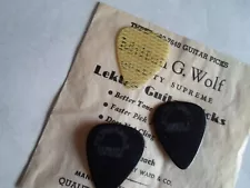 MILTON G. WOLF Quality Supreme Waffle Grip Guitar Picks (3) w/original envelope