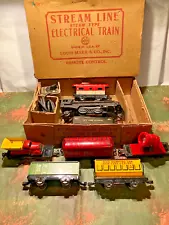 VINTAGE 1950`s MARX TRAIN SET #5890