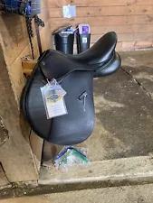 16.5 Henri de Rivel Vegan-X All Purpose Saddle Black New interchangeable gullet