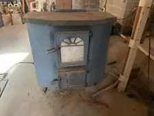 Self feading Coal Stove