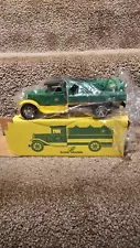 BP Truck Tanker Bank by Scale Models **In Original Packaging