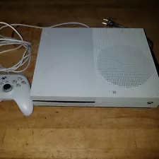 Used Microsoft Xbox One S 1681 - White Good condition appearw working w control