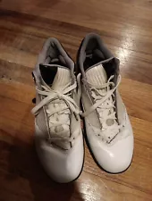 Size 11.5 - Jordan 2009 White Metallic Silver Used