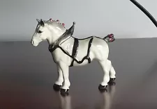 HAGEN RENAKER MINIATURE WHITE DRAFT HORSE IN HARNESS