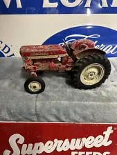 International 340 Utility IH 1/16 scale toy tractor VINTAGE Parts/Restore