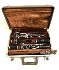 SCHOOL SALE! Buescher Aristocrat Plastic Bb Clarinet With Case NEEDS JOINT CORKS