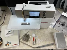 Bernina 560 Sewing Machine