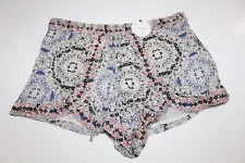 En Crème Size L Zip Open Side Print Shorts Doily Pattern Pretty Gauze NWT New