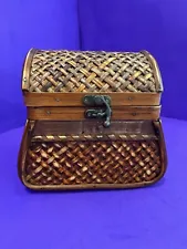 Woven Wicker Rattan Trinket Box * Treasure Chest w/ Latch SALE!