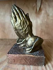 PREYING HANDS SCULPTURE