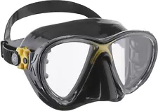 Cressi Scuba Diving Masks with Inclined Tear Drop Lenses for More Downward used