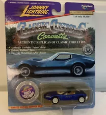 NEW Johnny Lightning Classic Customs WHITE LIGHTNING blue Corvette Stingray III