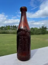 #1430 Universal Seal National Brewery GBS Beer Bottle Baltimore MD Natty Boh!